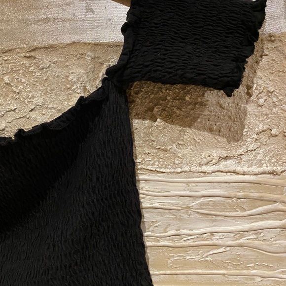 💋2/$20💋 ZARA Black Crop Top - Picture 4 of 6